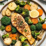 Honey-Garlic-Sheet-Pan-Salmon-with-Broccoli-Carrots-Recipe